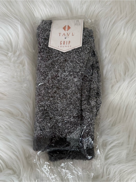 Tavi Accessories - Tavi Grip Chenille Lounge Socks One Size NWT